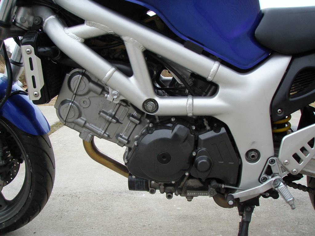 Купить мотоцикл Suzuki SV400 2003 фото 13
